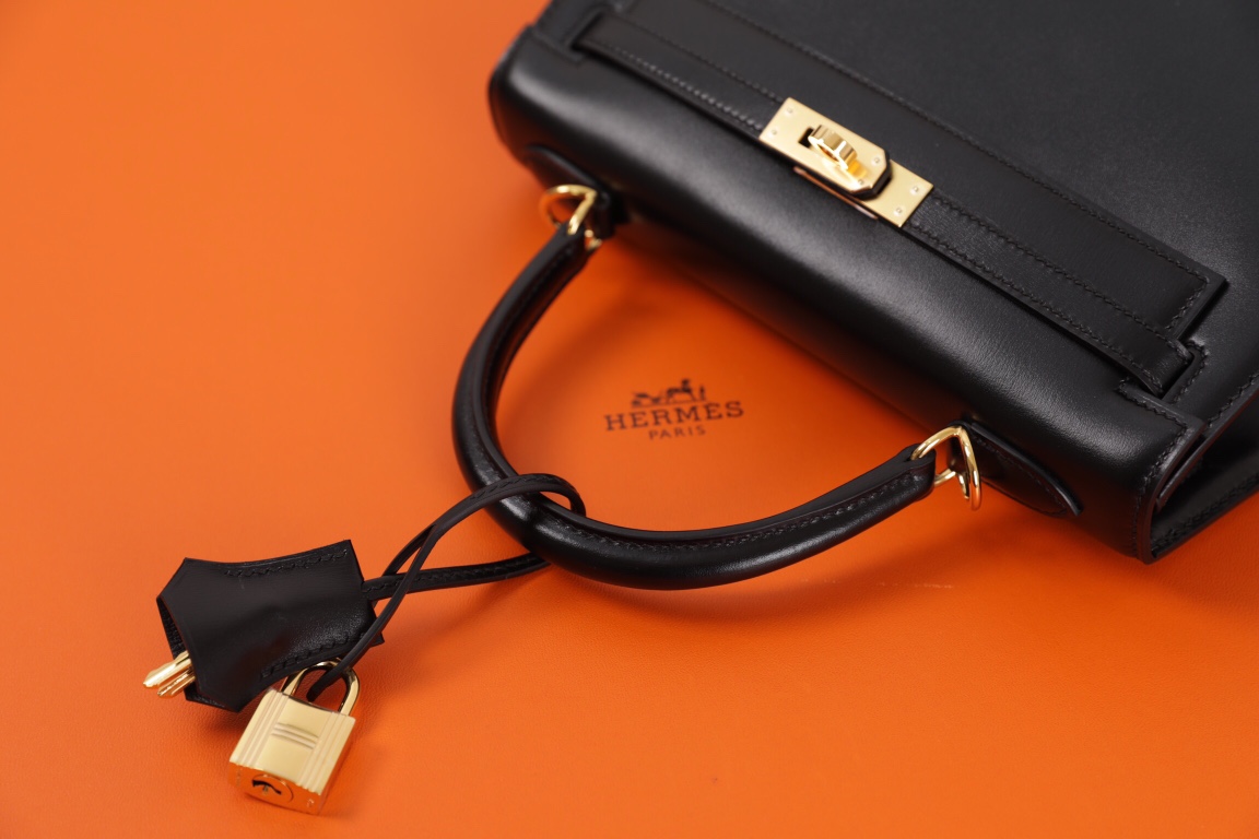 에르메스 켈리백25 블랙 금장